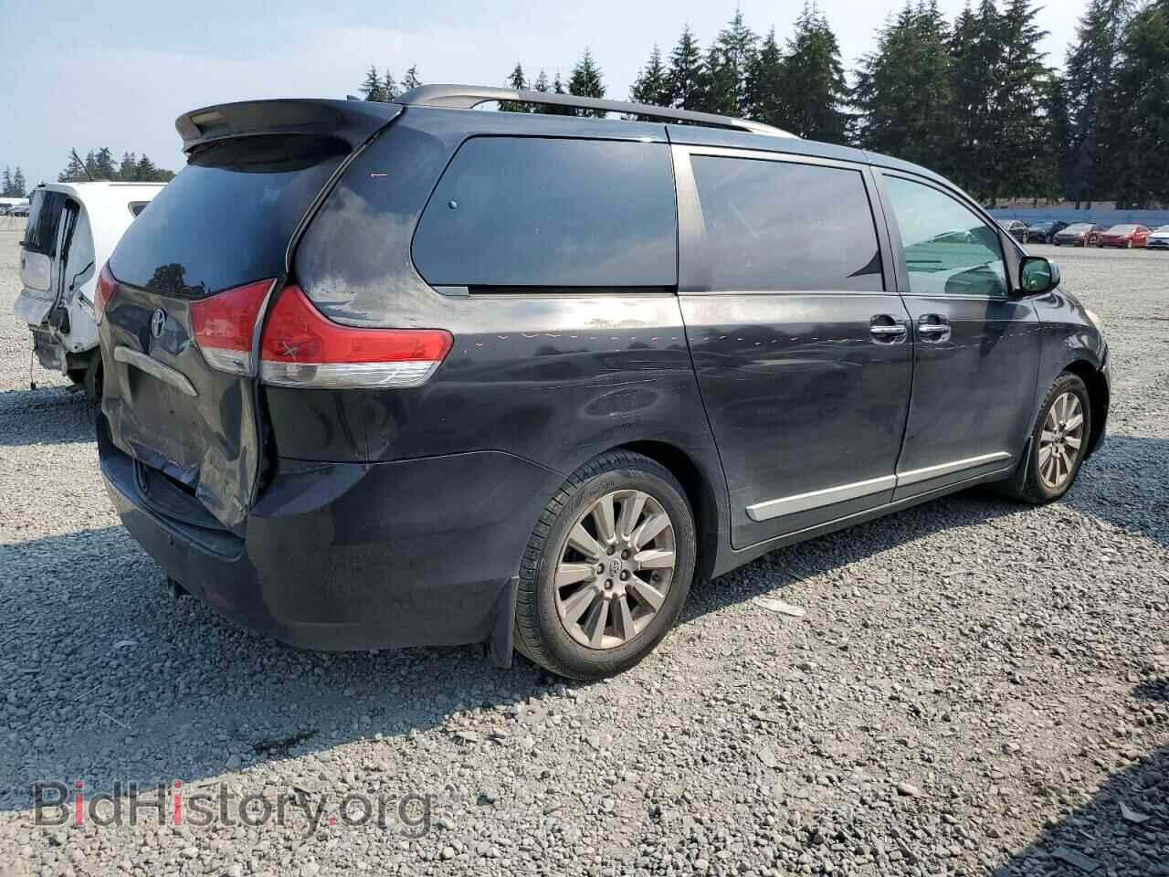 2011 TOYOTA All Models - VIN: 5TDYK3DC0BS060542 - Photo 3