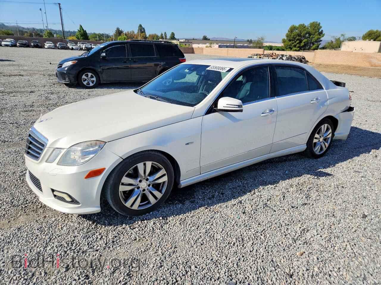 Photo WDDHF2EB4BA435162 - MERCEDES-BENZ E-CLASS 2011