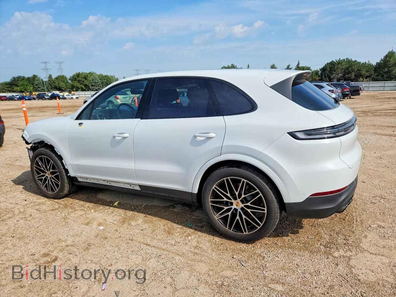 2024 PORSCHE CAYENNE - VIN: WP1AA2AY1RDA10722 - Photo 2