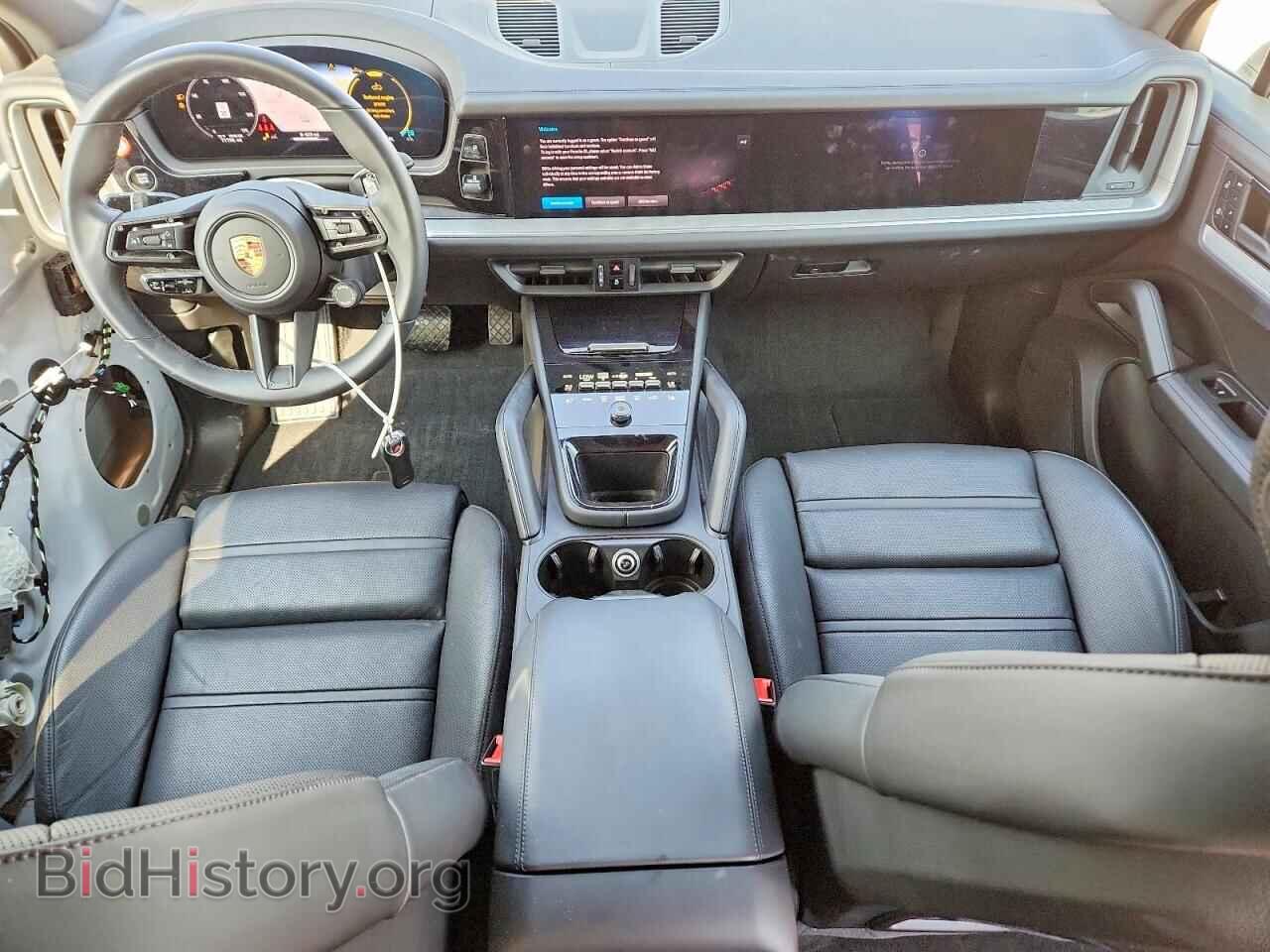 2024 PORSCHE CAYENNE - VIN: WP1AA2AY1RDA10722 - Photo 8