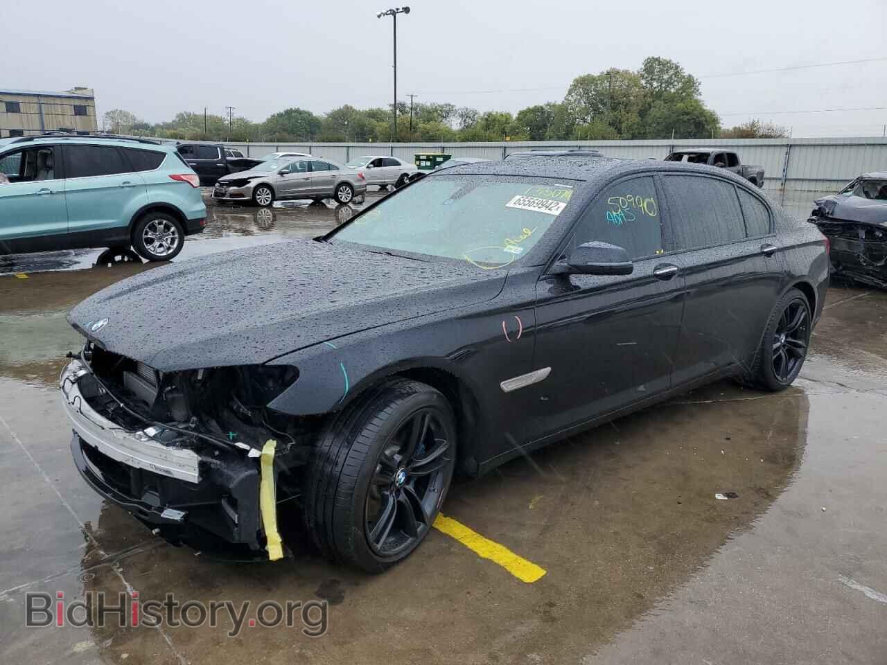 2013 BMW 7 SERIES - VIN: WBAYE8C54DD133074 - Фото 2