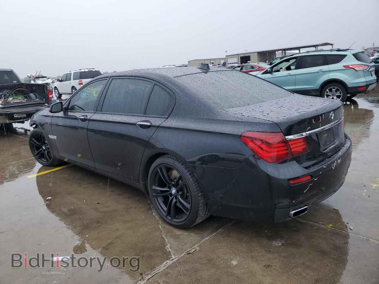 2013 BMW 7 SERIES - VIN: WBAYE8C54DD133074 - Фото 3