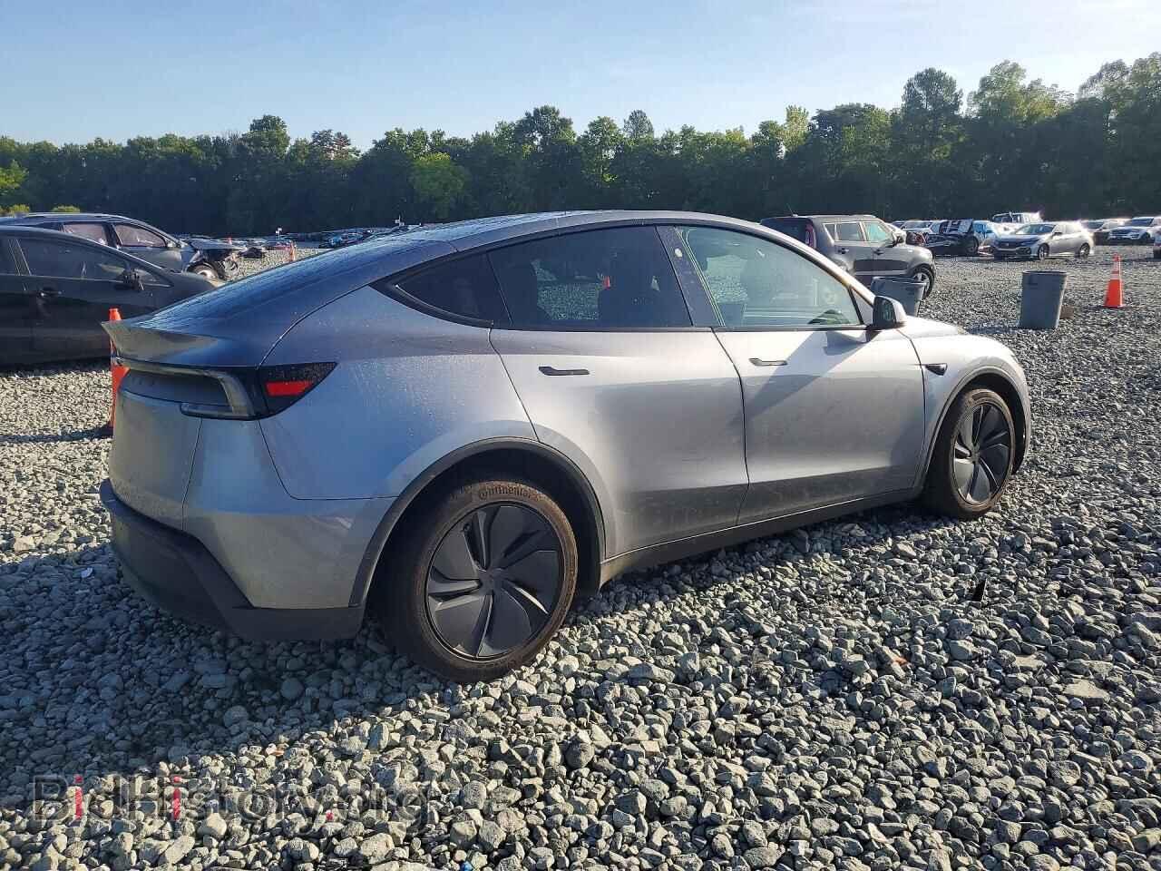 2026 TESLA MODEL Y - VIN: 7SAYGDED2TF549127 - Photo 3