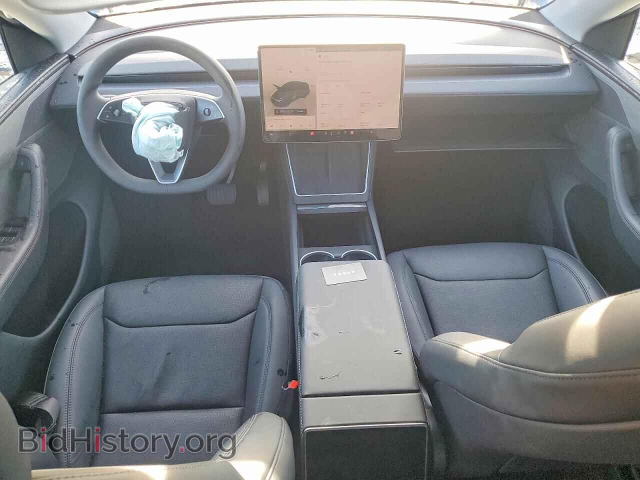 2026 TESLA MODEL Y - VIN: 7SAYGDED2TF549127 - Photo 8