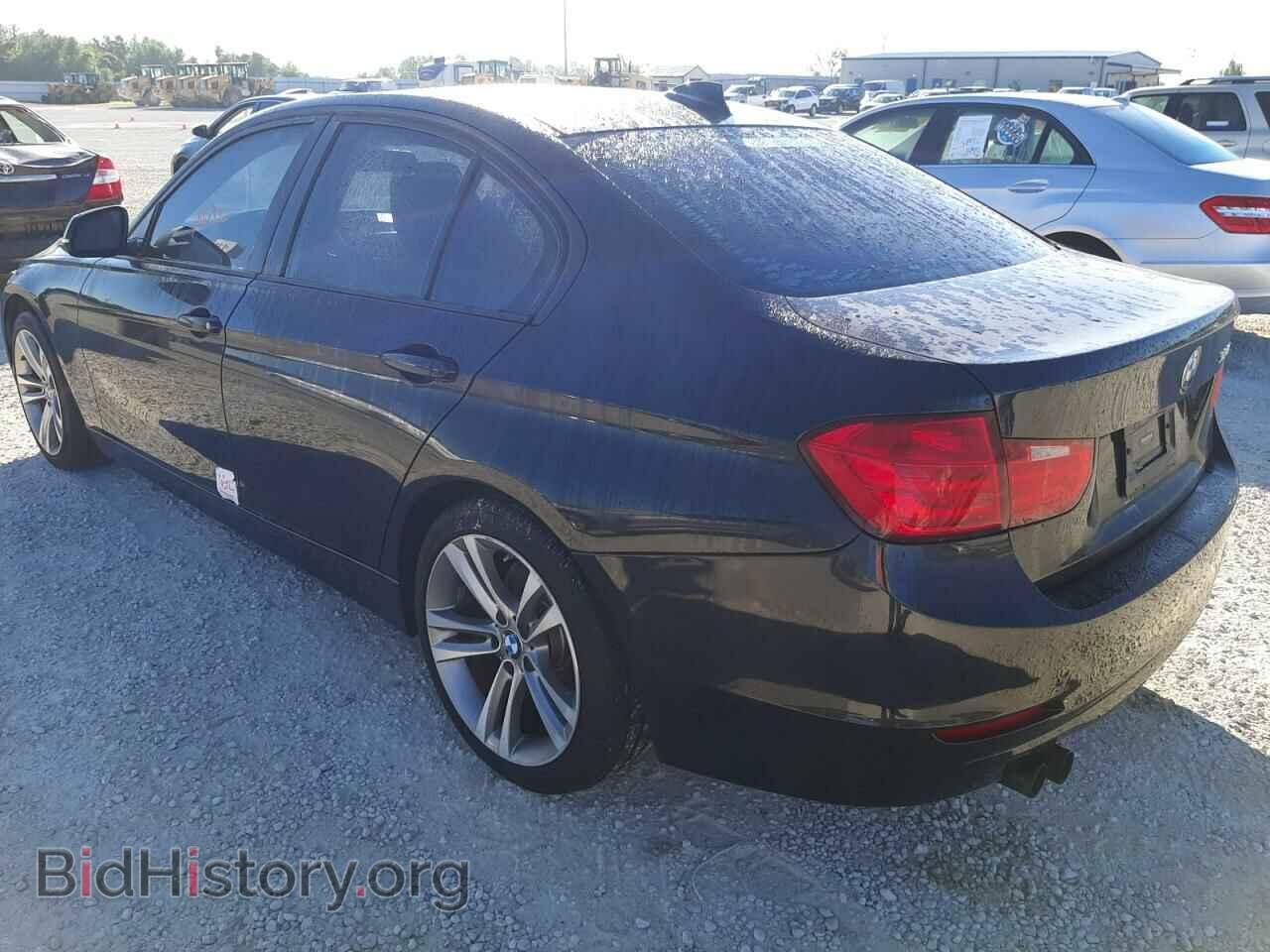 2013 BMW 3 SERIES - VIN: WBA3A5C55DF357706 - Фото 2