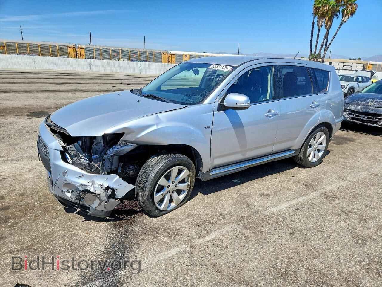 Photo JA4JS4AX2DU001113 - MITSUBISHI OUTLANDER 2013