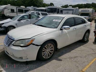 2011 Chrysler 200 Limited, белый — VIN 1C3BC2FGXBN520457, Copart