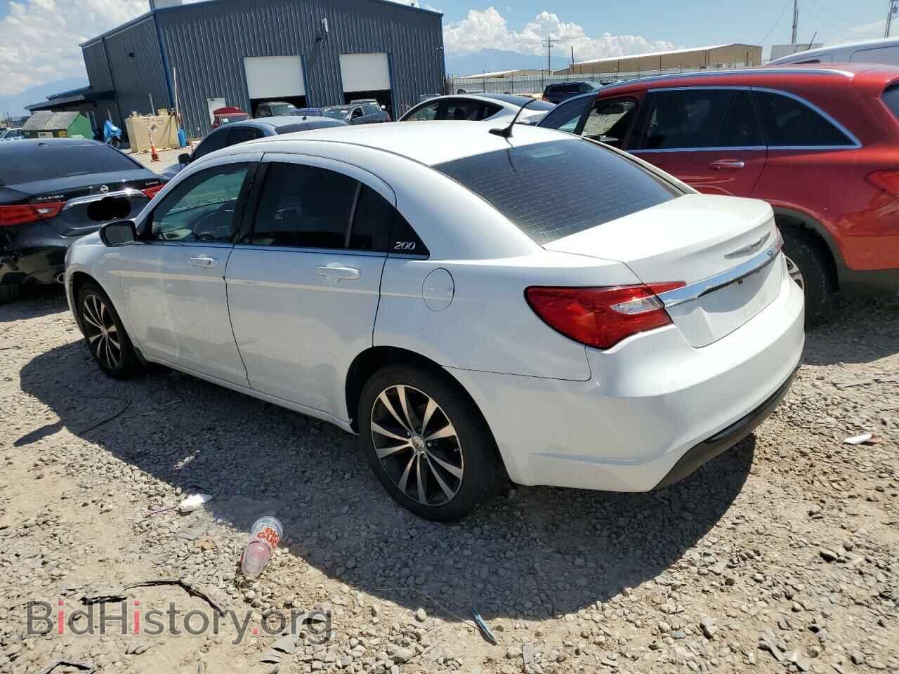 2013 CHRYSLER 200 - VIN: 1C3CCBBB2DN505100 - Фото 2