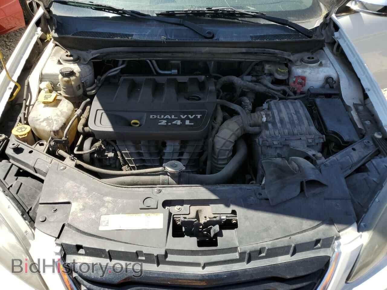 2013 CHRYSLER 200 - VIN: 1C3CCBBB2DN505100 - Фото 11