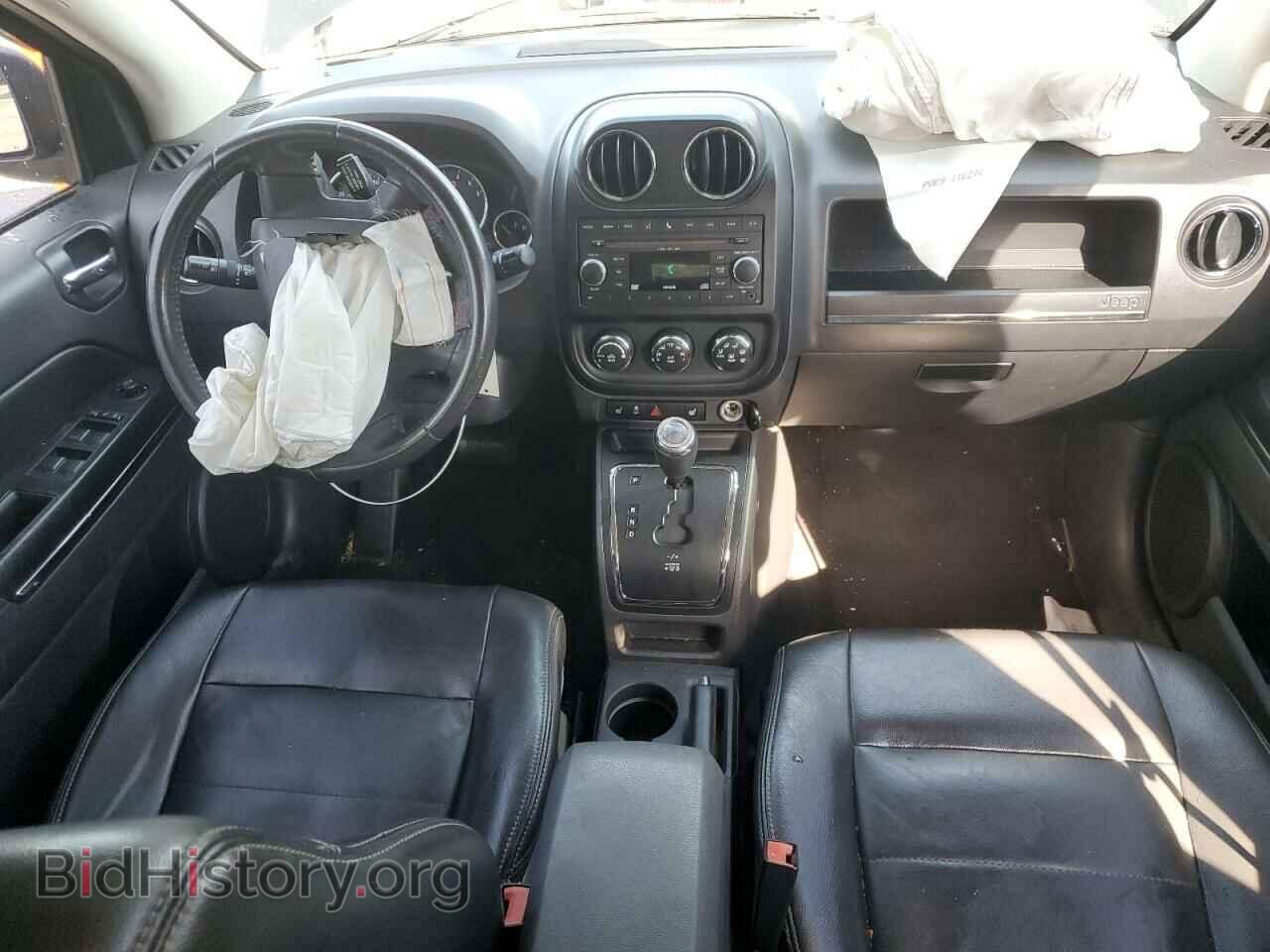 2010 JEEP COMPASS - VIN: 1J4NF5FB7AD575792 - Фото 8
