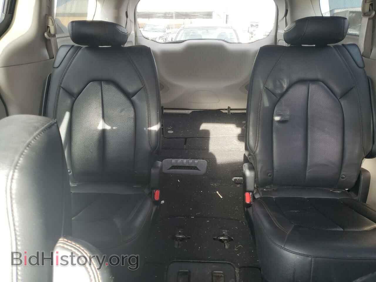 2017 CHRYSLER PACIFICA - VIN: 2C4RC1EG4HR644385 - Photo 10