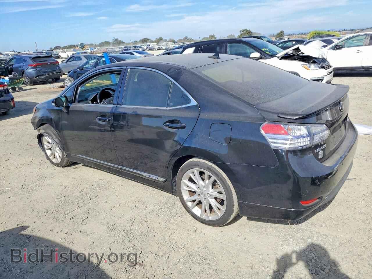 2010 LEXUS HS - VIN: JTHBB1BA6A2010082 - Photo 2