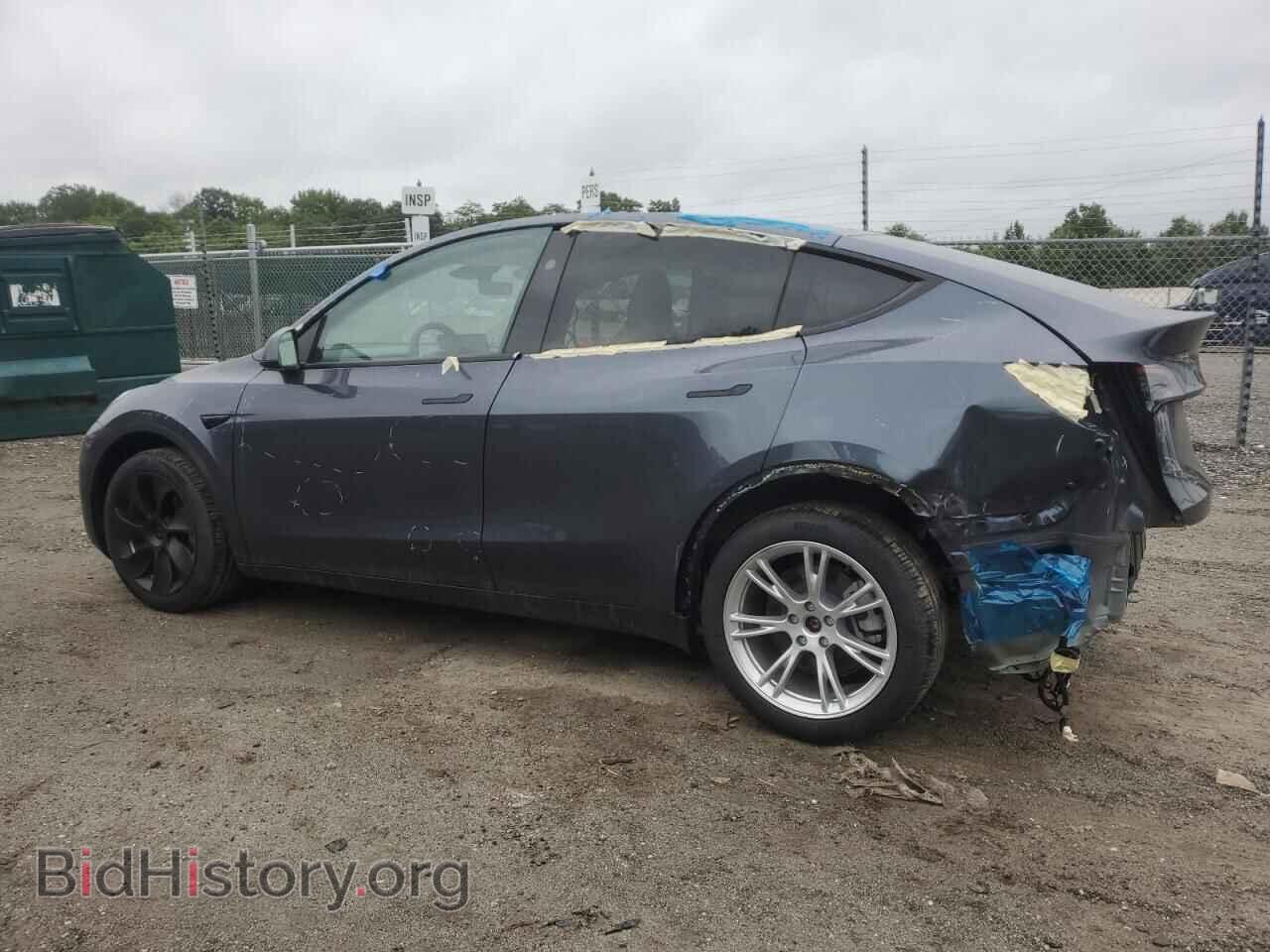 2024 TESLA MODEL Y - VIN: 7SAYGDEE7RA214721 - Photo 2