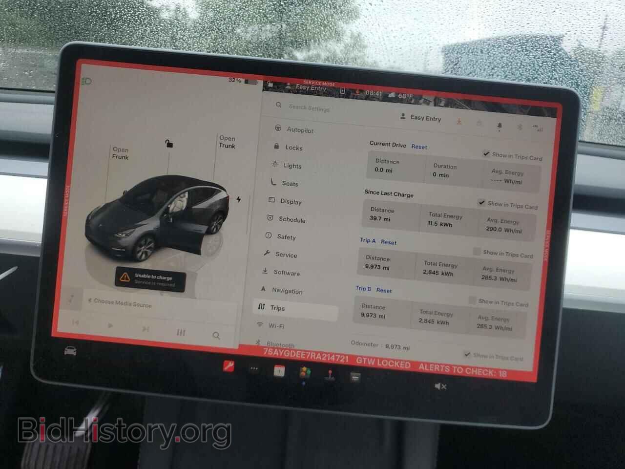 2024 TESLA MODEL Y - VIN: 7SAYGDEE7RA214721 - Photo 9