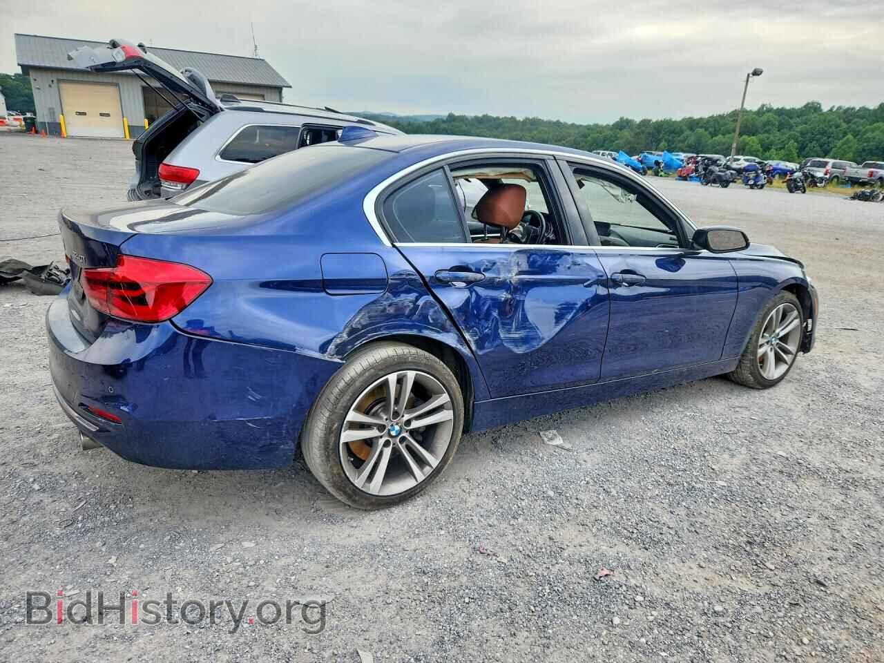 2017 BMW 3 SERIES - VIN: WBA8B7G58HNU37151 - Photo 3