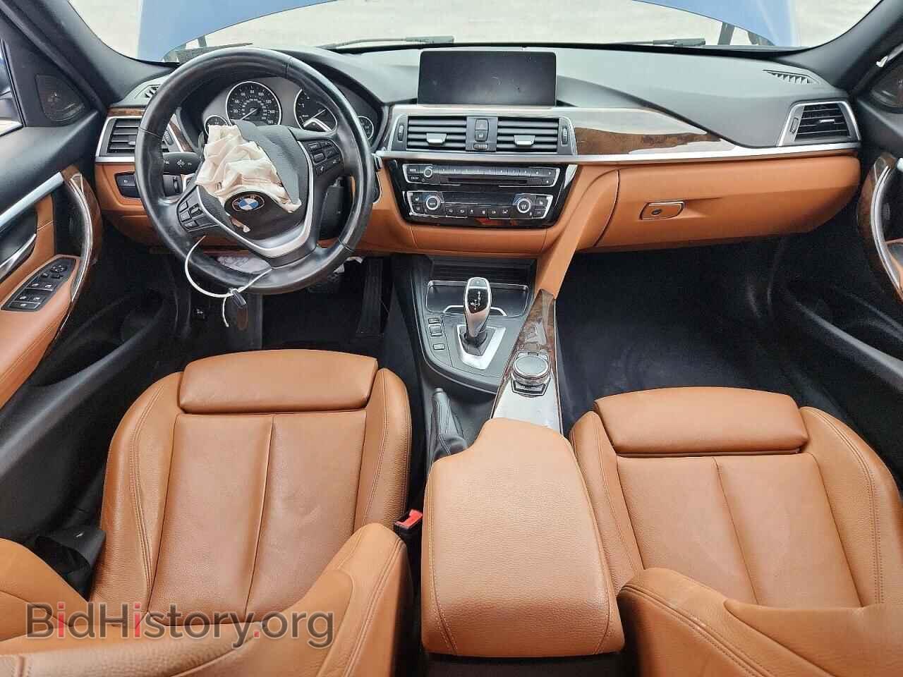 2017 BMW 3 SERIES - VIN: WBA8B7G58HNU37151 - Photo 8