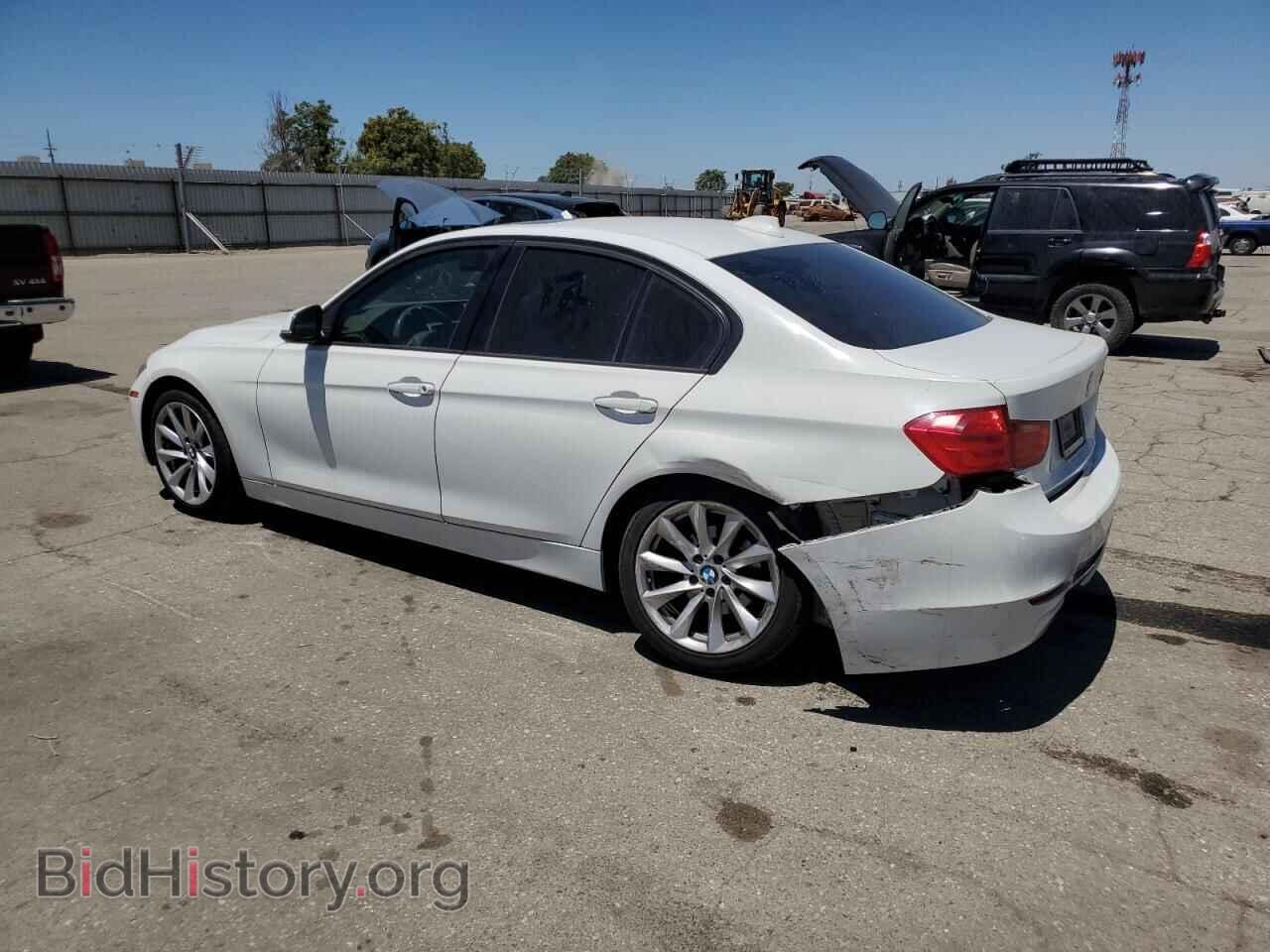 2012 BMW 3 SERIES - VIN: WBA3A5G52CNN65878 - Фото 2