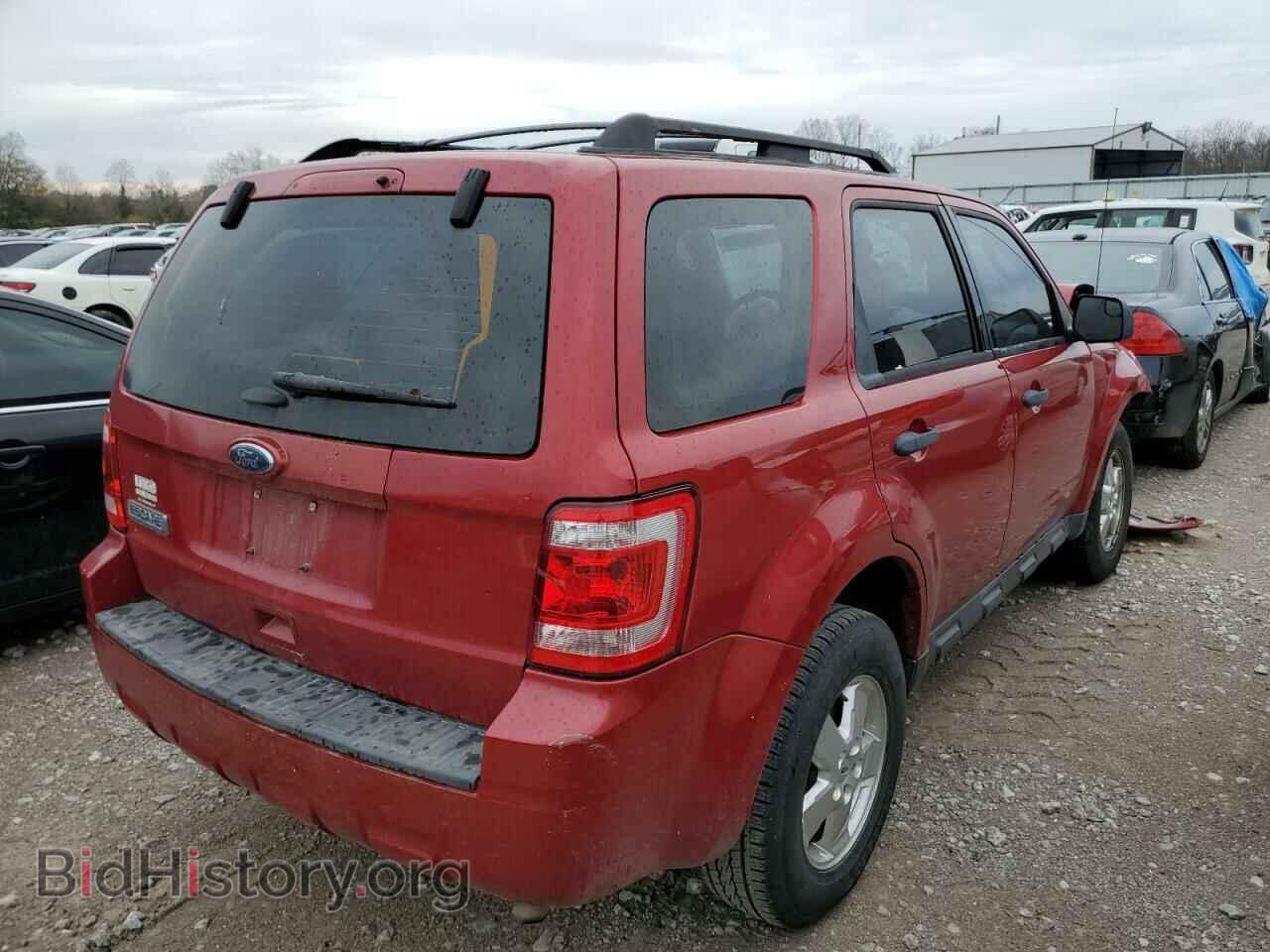 2011 FORD ESCAPE - VIN: 1FMCU0C77BKB52113 - Фото 4