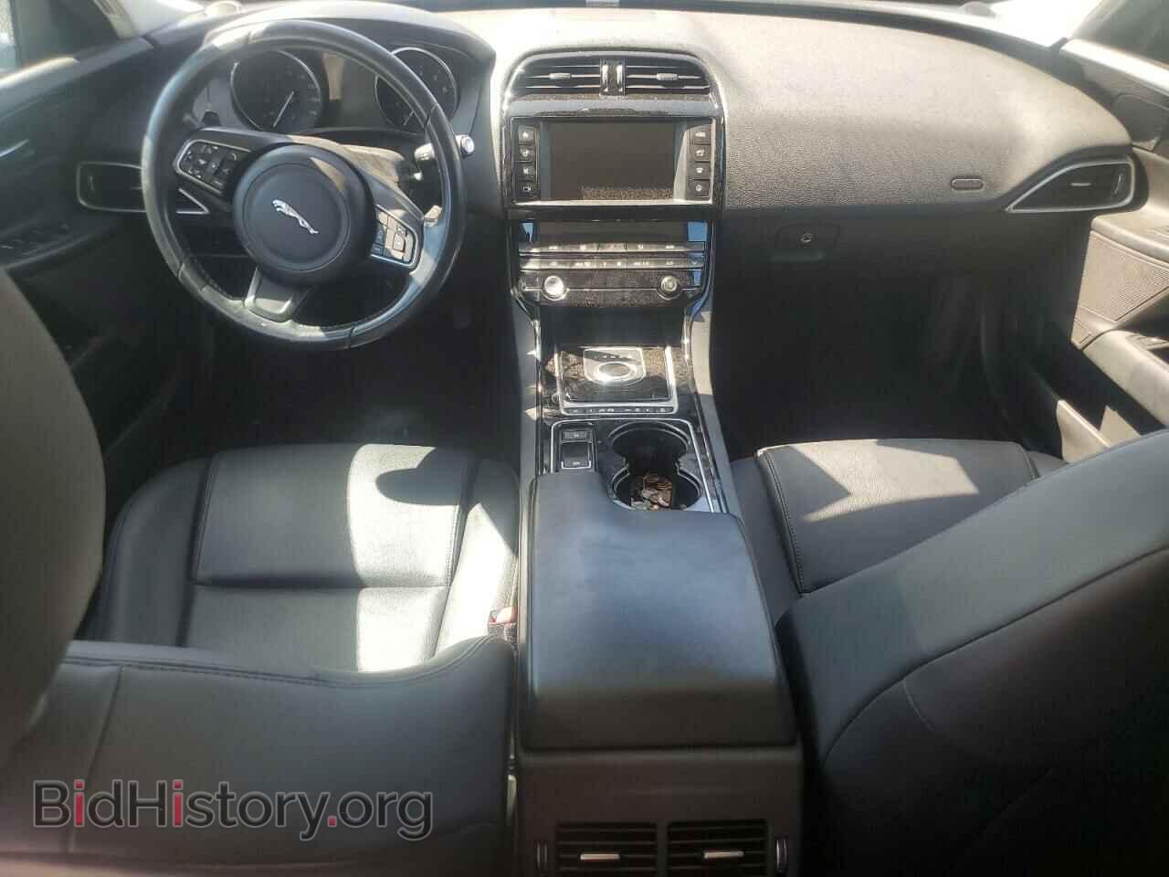 2017 JAGUAR XE - VIN: SAJAR4BG5HA975449 - Фото 8
