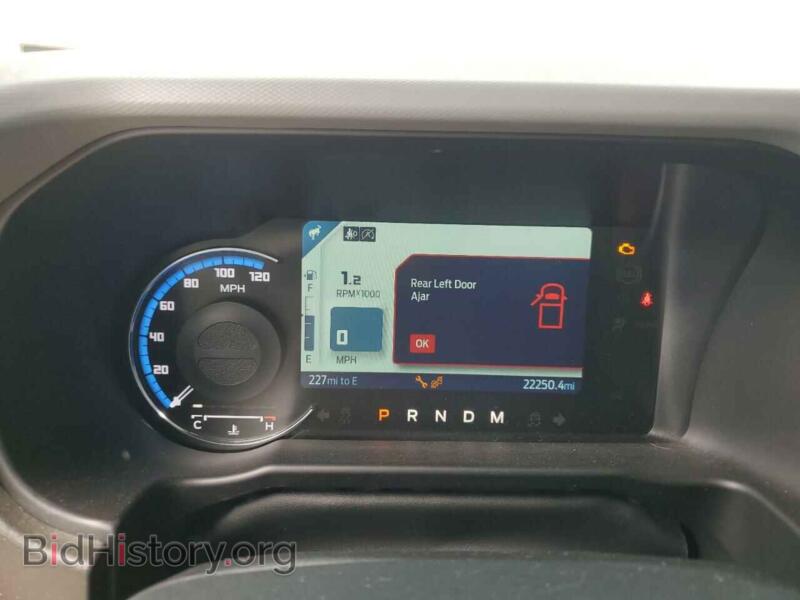 2023 Ford BRONCO (VIN 1FMEE5DH3PLB22747) — photo 9 of 13