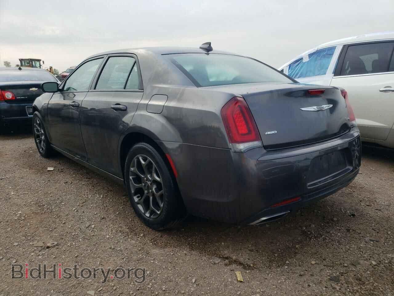 2017 CHRYSLER 300 - VIN: 2C3CCAGG2HH586063 - Фото 2