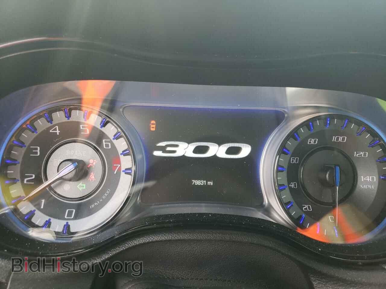 2017 CHRYSLER 300 - VIN: 2C3CCAGG2HH586063 - Фото 9