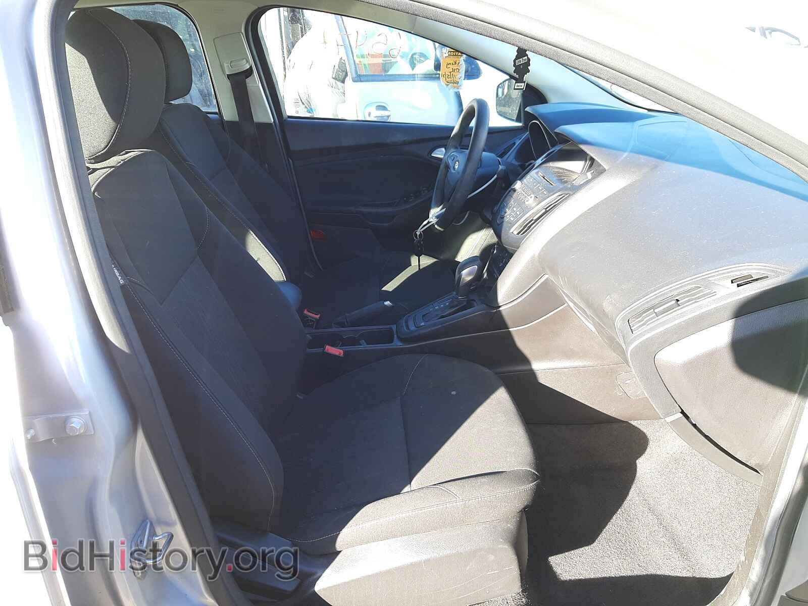 2017 FORD FOCUS - VIN: 1FADP3F2XHL271624 - Фото 5
