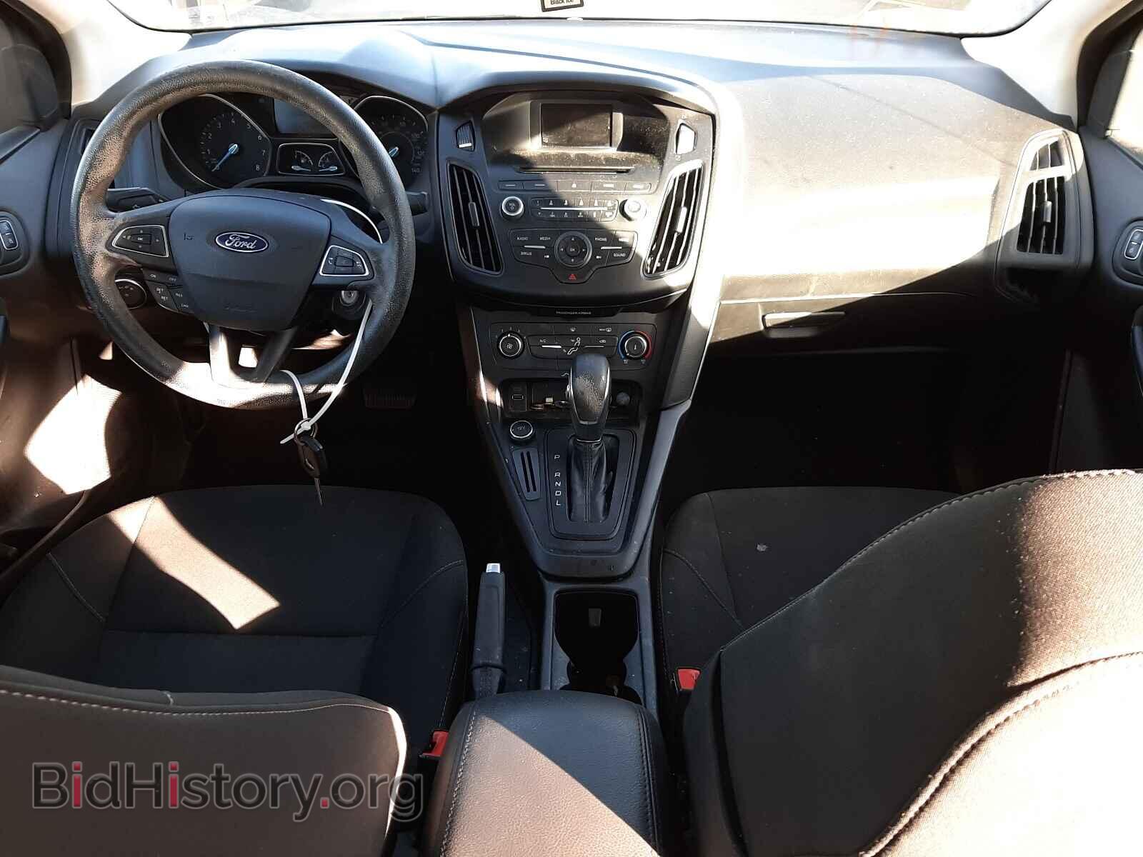 2017 FORD FOCUS - VIN: 1FADP3F2XHL271624 - Фото 9
