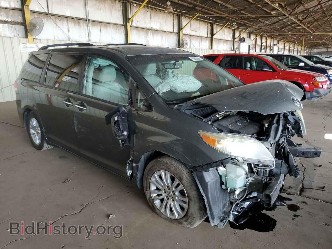 2011 TOYOTA All Models - VIN: 5TDYK3DC7BS137262 - Фото 4