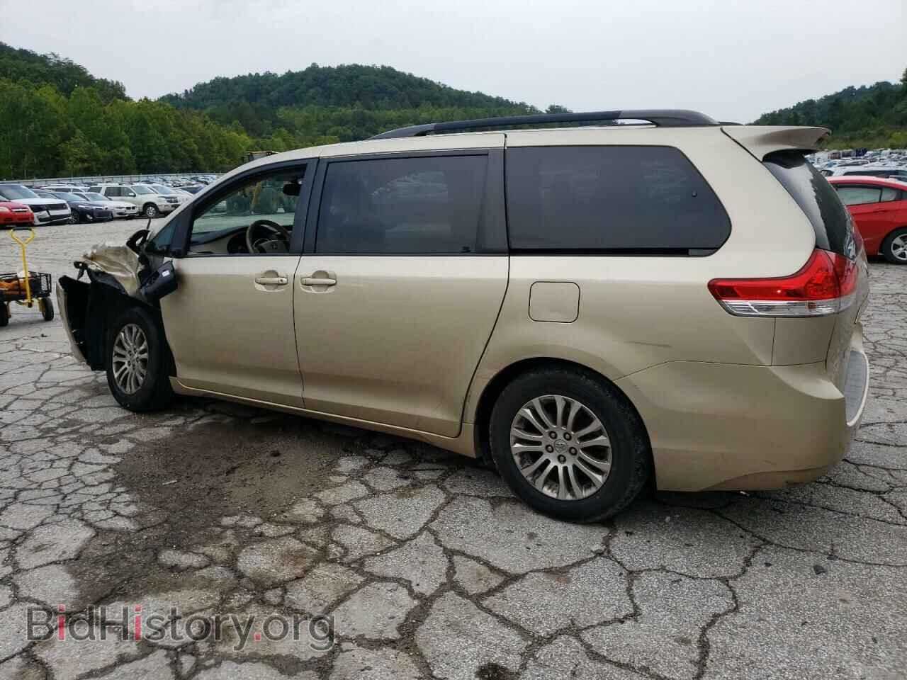 2011 TOYOTA All Models - VIN: 5TDYK3DC5BS099370 - Фото 2