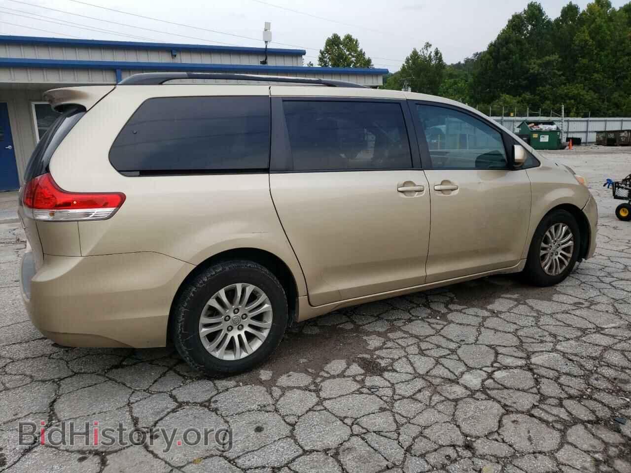 2011 TOYOTA All Models - VIN: 5TDYK3DC5BS099370 - Фото 3