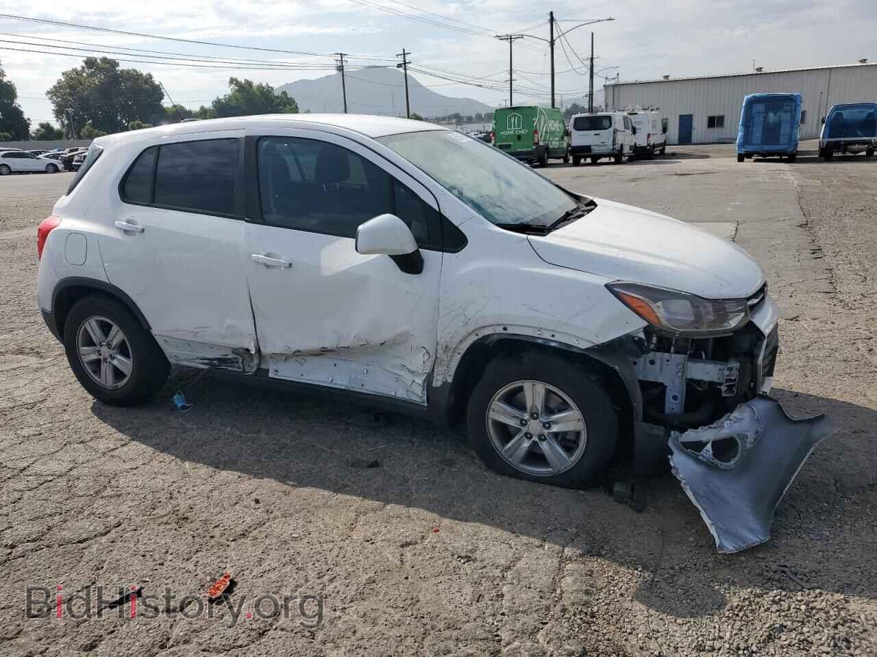 2020 CHEVROLET TRAX - VIN: 3GNCJKSB2LL284623 - Фото 4