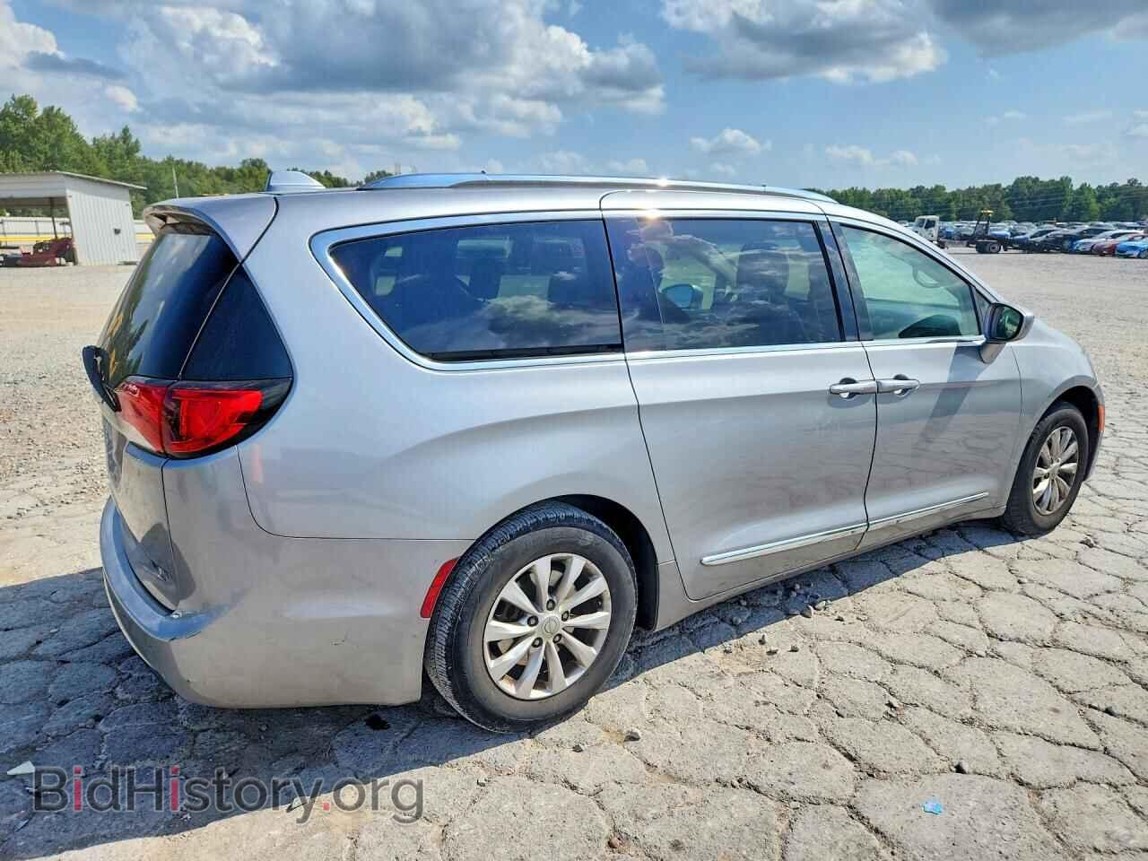 2018 CHRYSLER PACIFICA - VIN: 2C4RC1BG3JR233845 - Photo 3