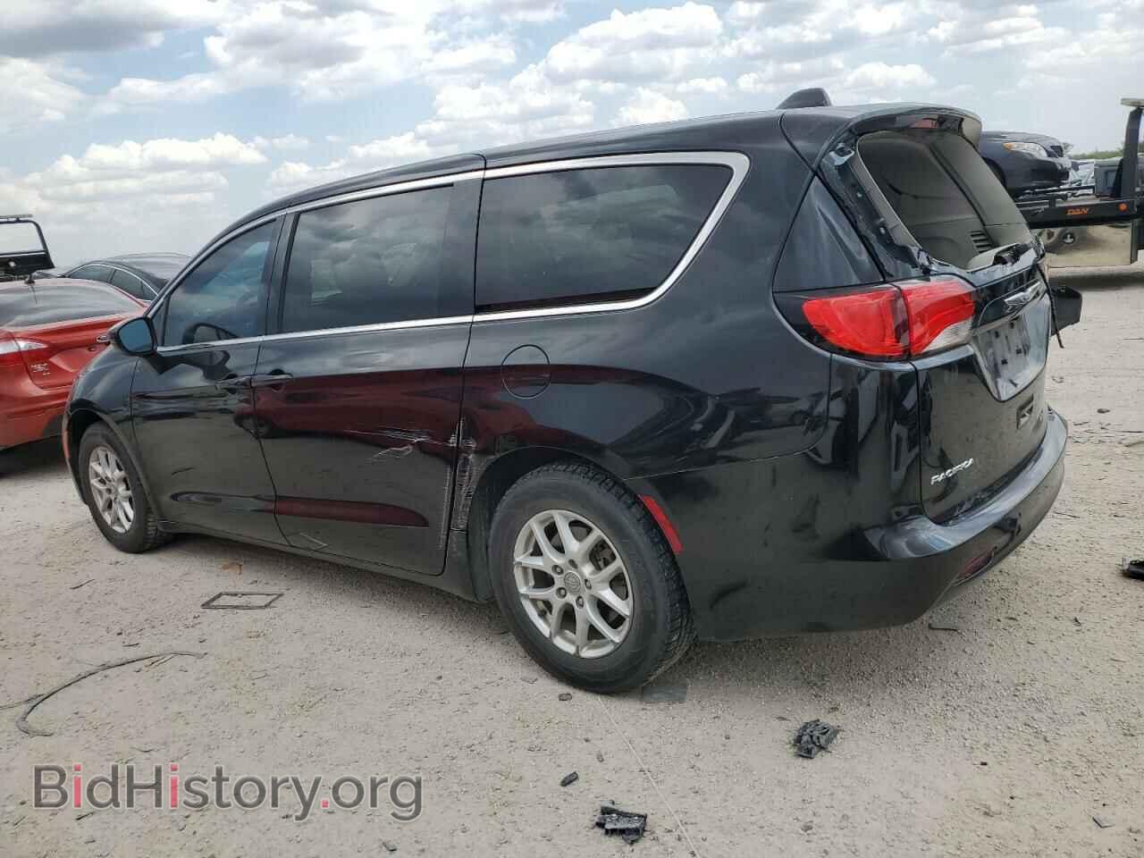 2017 CHRYSLER PACIFICA - VIN: 2C4RC1CG0HR571079 - Фото 2