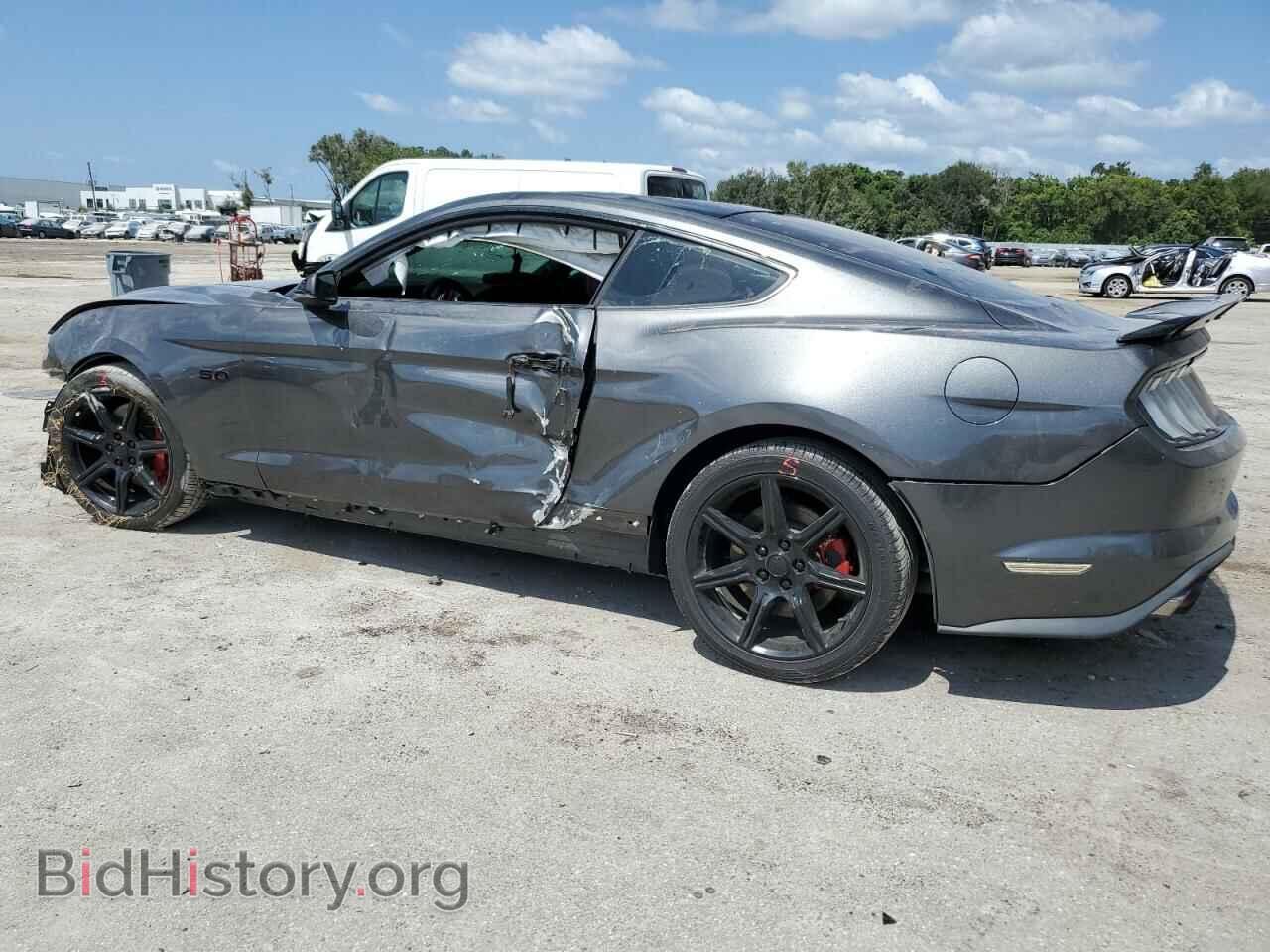 2019 FORD MUSTANG - VIN: 1FA6P8CF7K5110107 - Фото 2