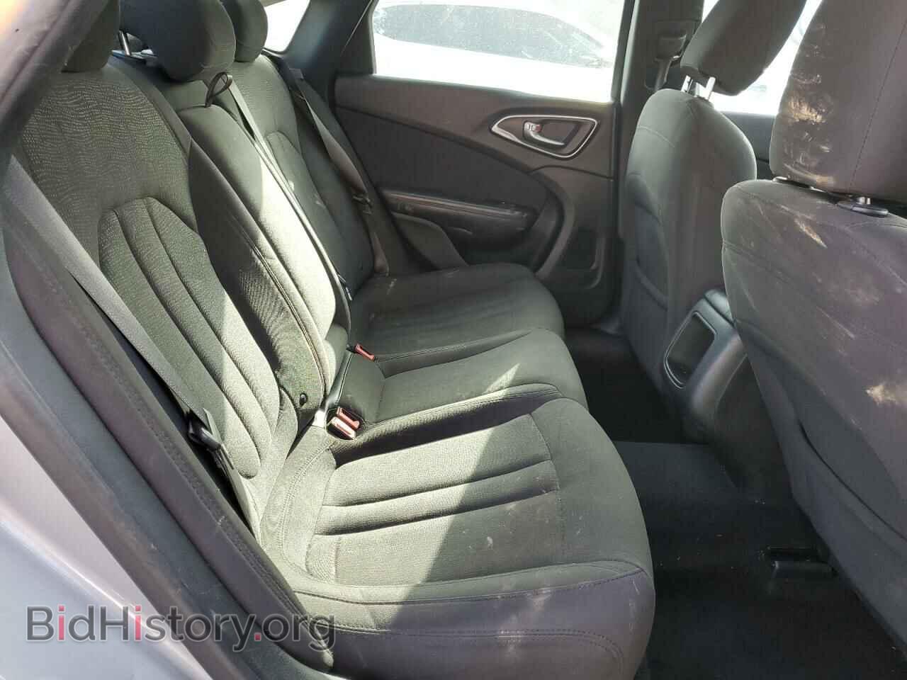 2015 CHRYSLER 200 - VIN: 1C3CCCAB1FN529723 - Фото 10