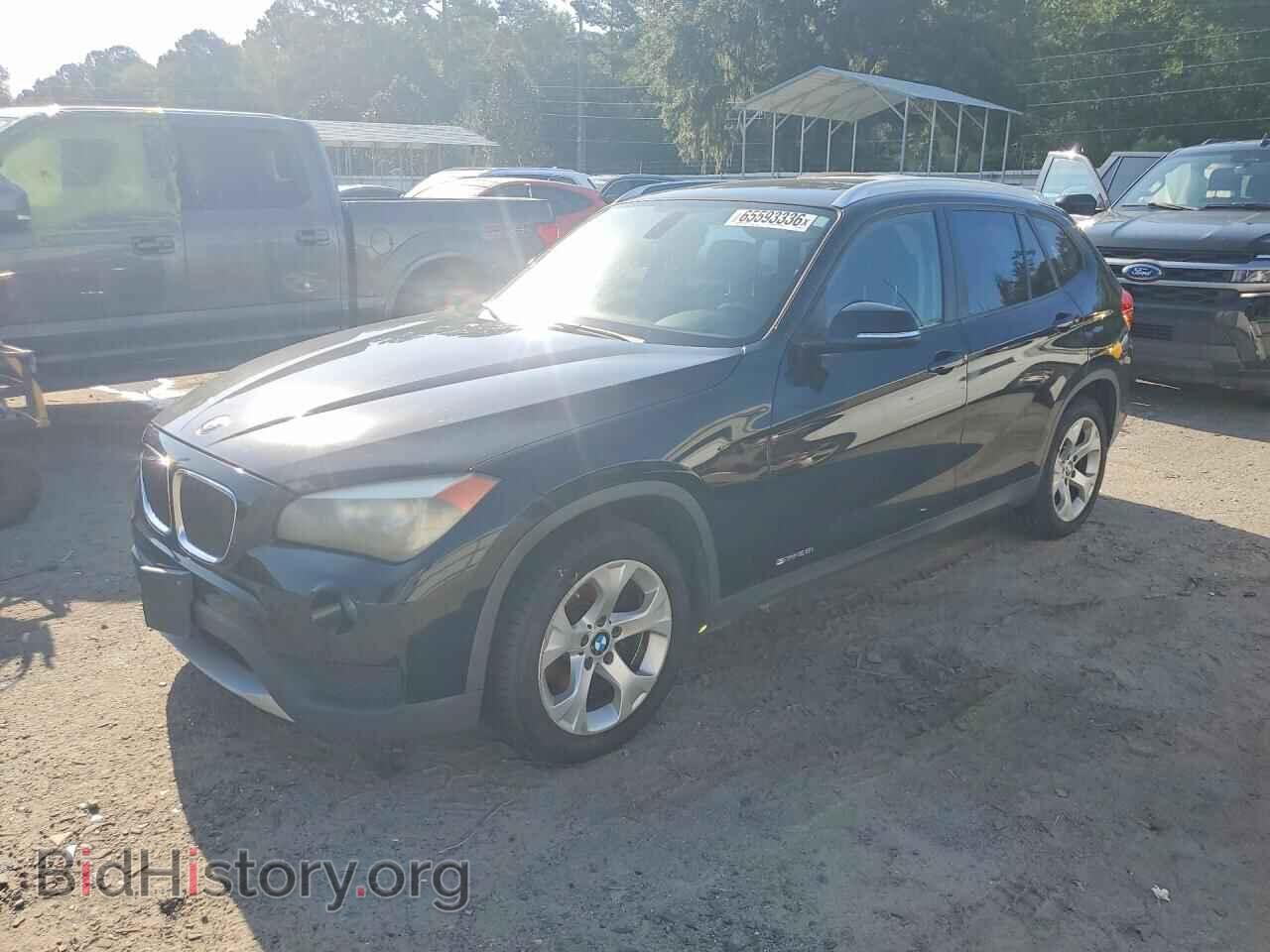 Фотография WBAVM1C54DVW41424 - BMW X1 2013