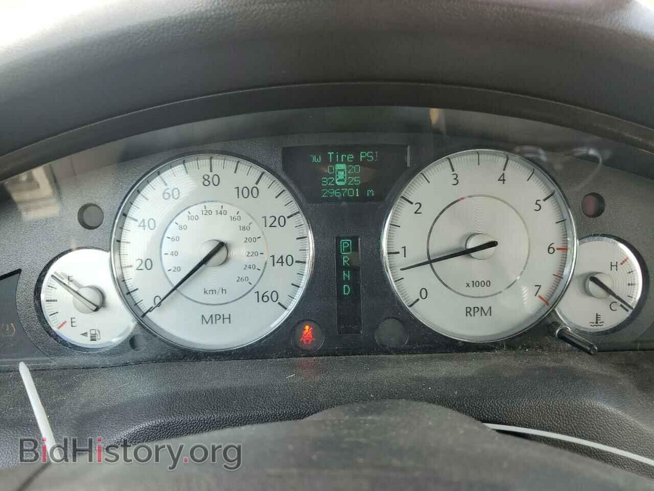 2008 CHRYSLER 300 - VIN: 2C3KA63H98H159816 - Фото 9