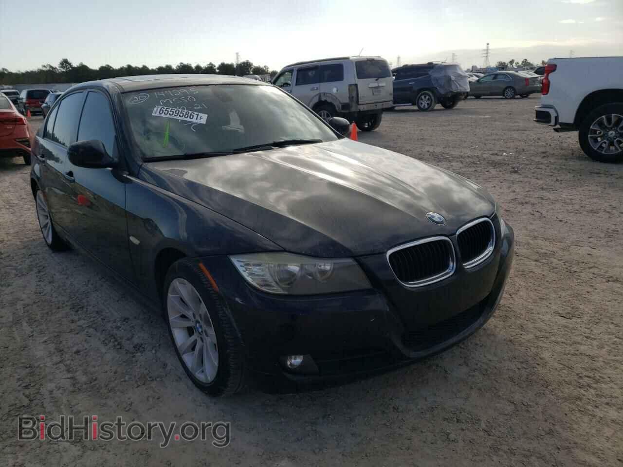 Photo WBAPH7C50BE677401 - BMW 3 SERIES 2011