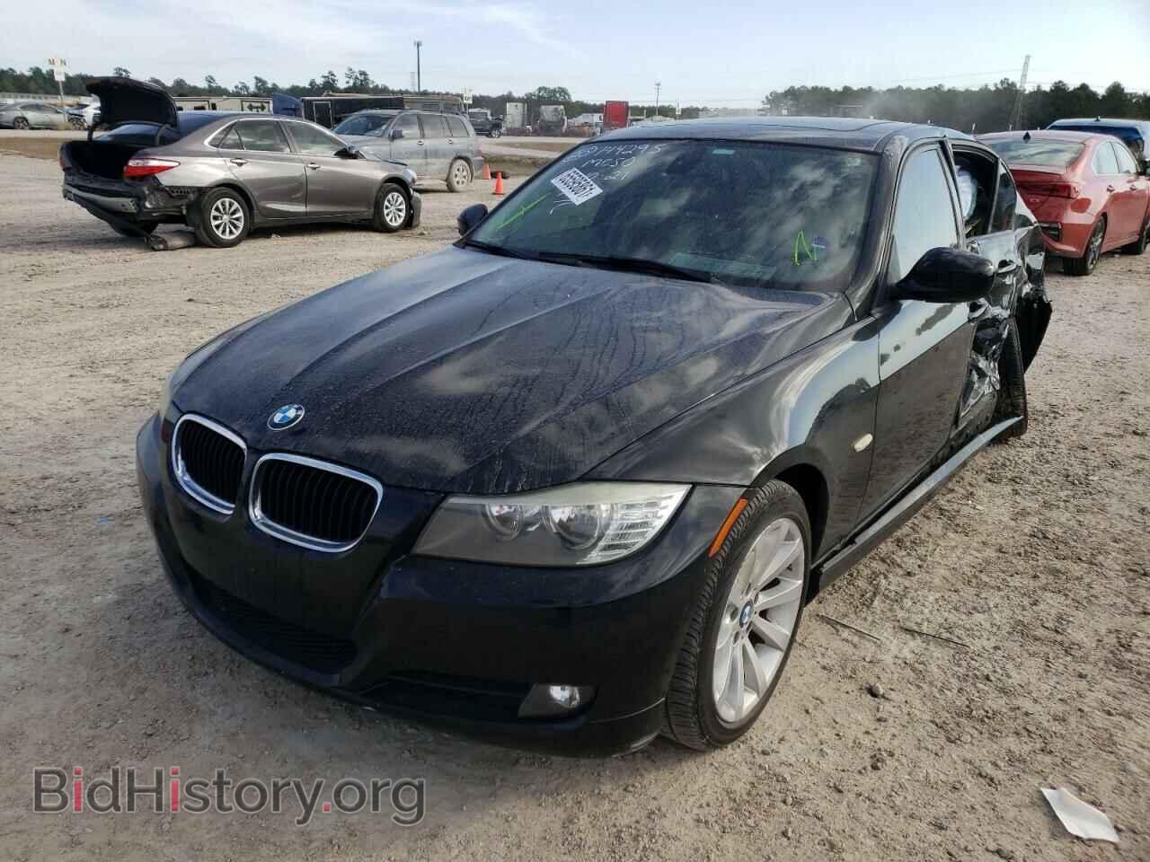 2011 BMW 3 SERIES - VIN: WBAPH7C50BE677401 - Фото 2