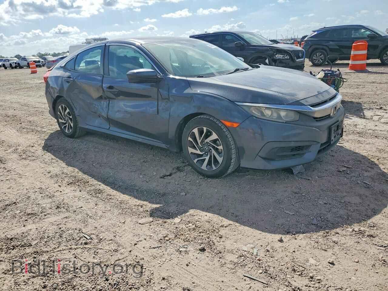 2017 HONDA CIVIC - VIN: 19XFC2F72HE028094 - Photo 4
