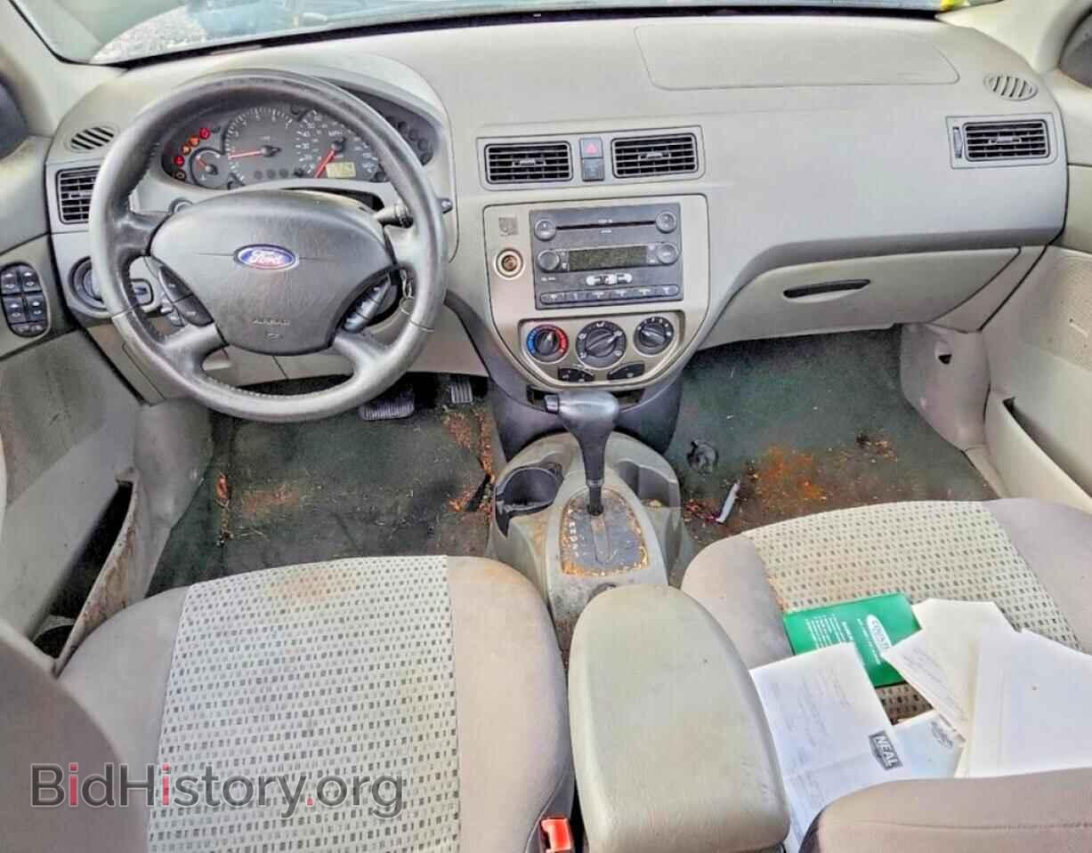 2005 FORD FOCUS - VIN: 1FAHP36N95W103494 - Фото 8