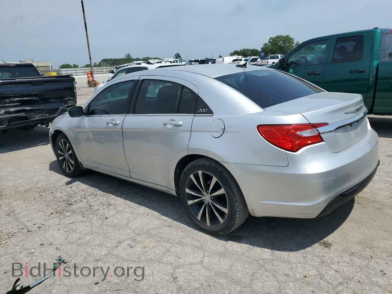 2012 CHRYSLER 200 - VIN: 1C3CCBBG4CN258088 - Фото 2