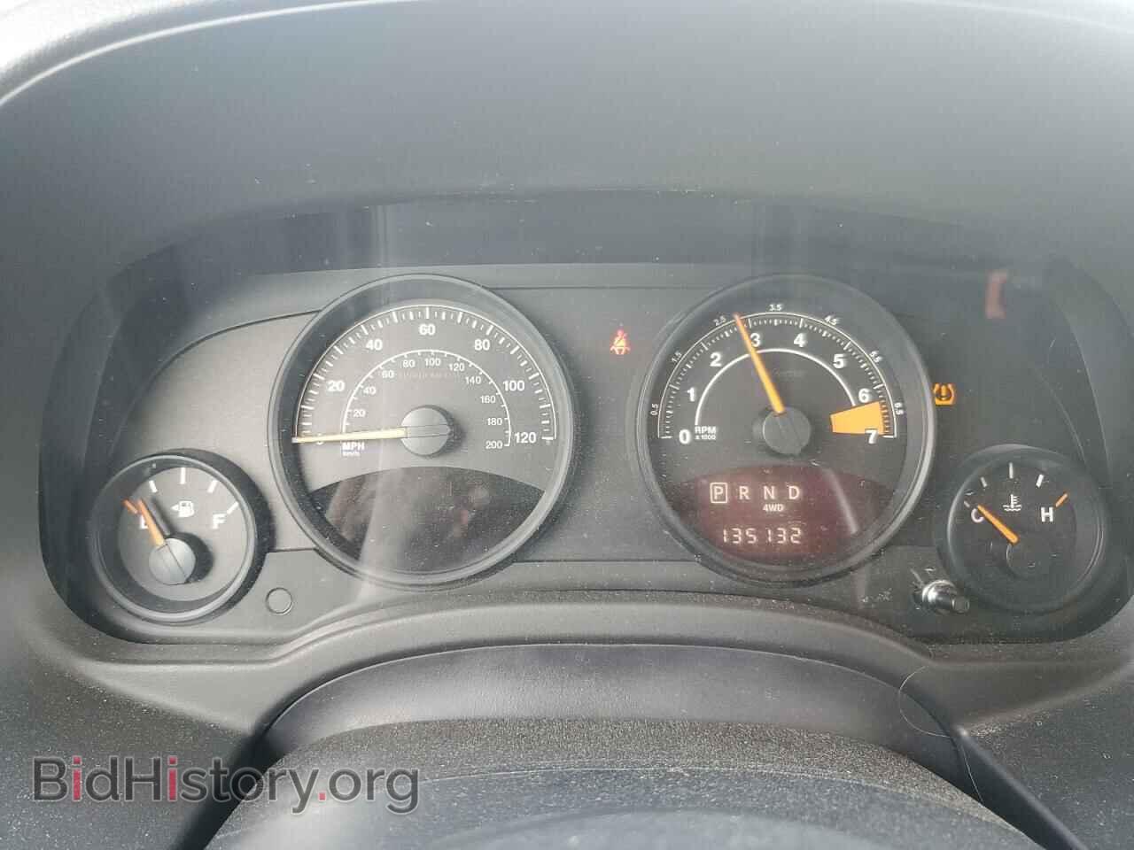 2016 JEEP COMPASS - VIN: 1C4NJDBB0GD662866 - Фото 9