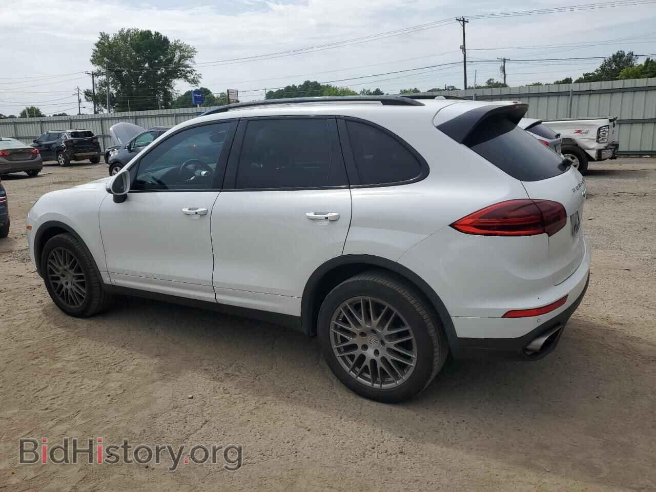 2016 PORSCHE CAYENNE - VIN: WP1AA2A23GKA37215 - Фото 2