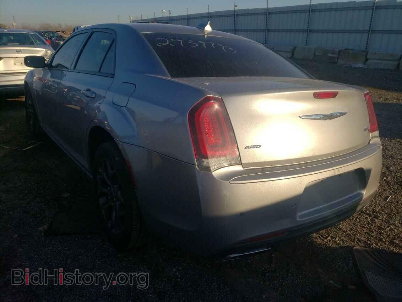 2016 CHRYSLER 300 - VIN: 2C3CCAGG2GH270337 - Фото 3