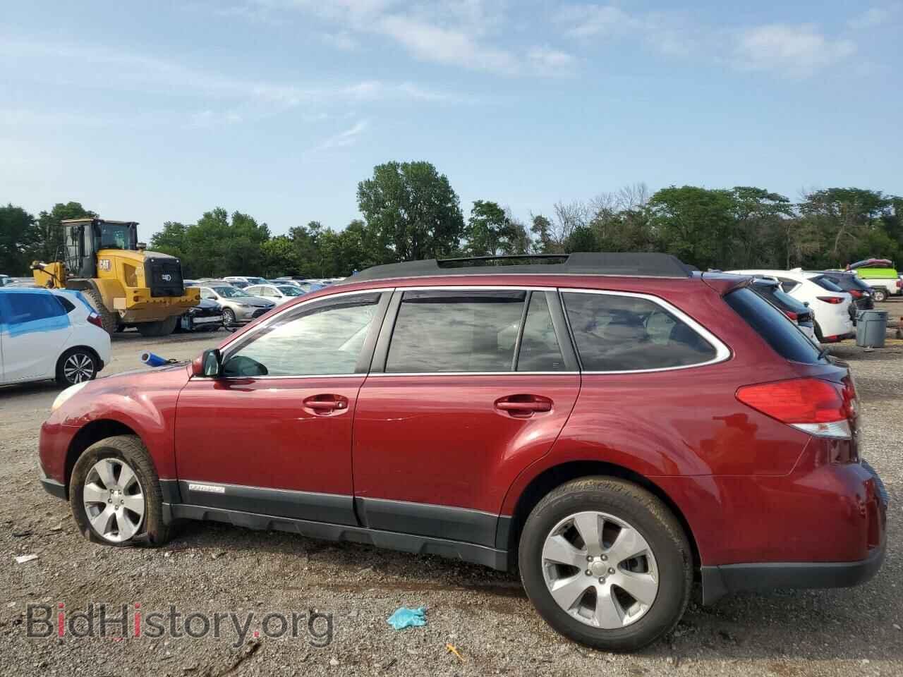 2011 SUBARU OUTBACK - VIN: 4S4BRCCC9B3439863 - Фото 2