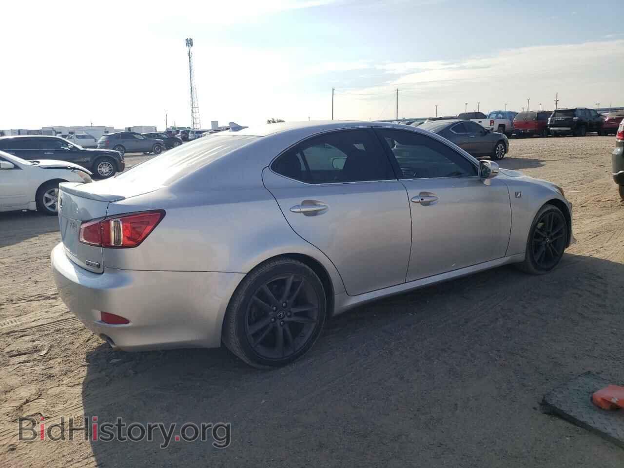 2011 LEXUS IS - VIN: JTHBF5C24B5141384 - Photo 3