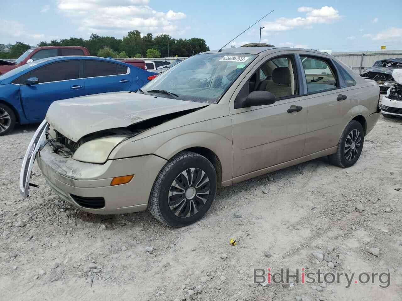 Photo 1FAFP34N77W258140 - FORD FOCUS 2007