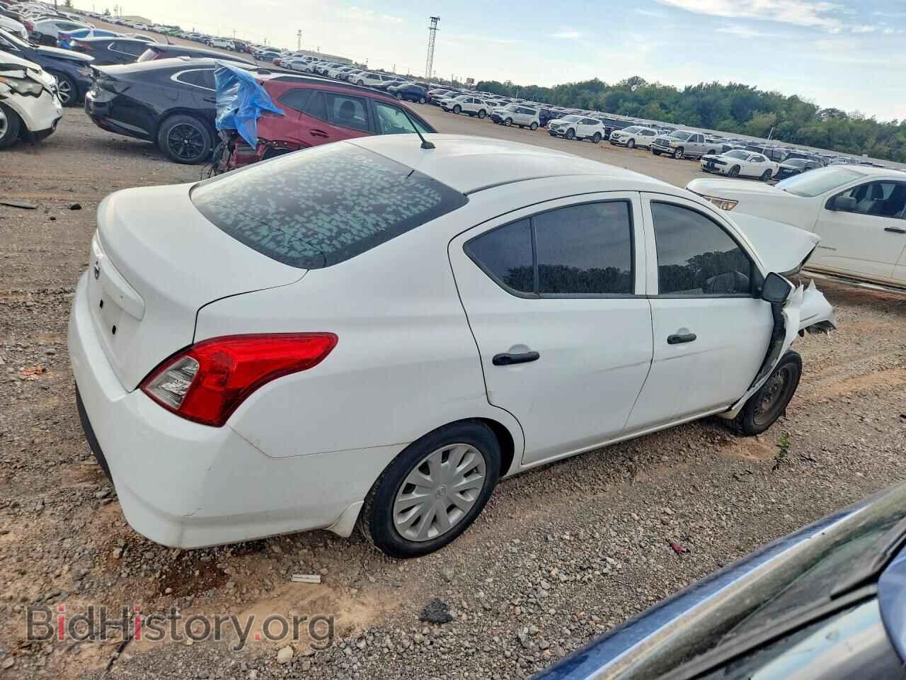 2019 NISSAN VERSA - VIN: 3N1CN7AP1KL816632 - Photo 3